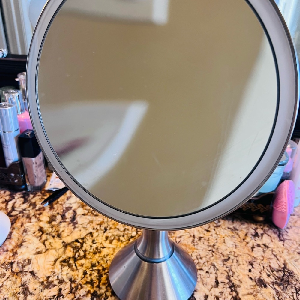 Simplehuman mirror